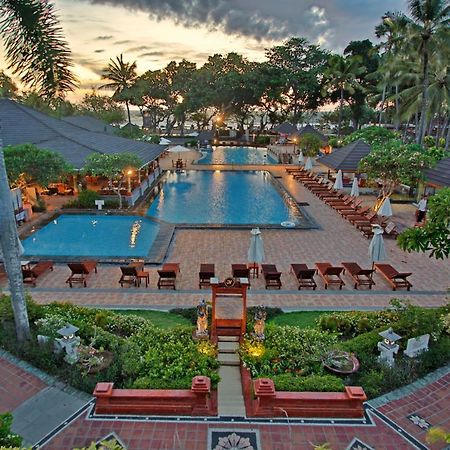 The Jayakarta Bali Beach Resort Legian Esterno foto